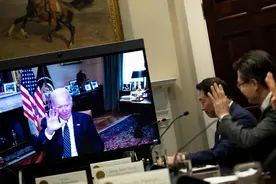 韩财阀见拜登时承诺对美追加投资，韩媒兴奋：拜登连说10次谢谢图片