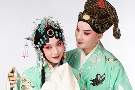 重逢《牡丹亭》图片