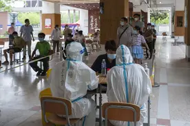 医学热回潮，但“学医路上的艰难容易刺破理想”图片