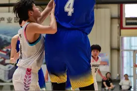 2米23小巨人，也有许多小烦恼｜张子宇：年少成名，独自不同图片