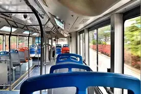 石家庄5条公交线路开通区间快线 →图片