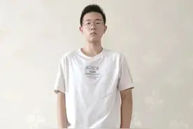 高中同班8个人，一起考上湖北大学图片