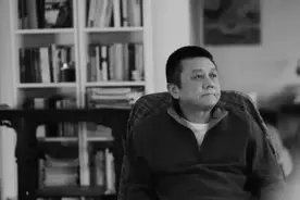 王朔携长篇小说《起初》归来，该咋评价这部作品成为一种有趣现象图片