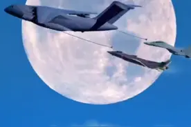 空军发布中秋MV《月亮》，现轰6K绕岛巡航画面图片
