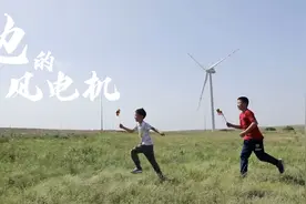 全球连线 | 中哈风电场把“坏天气”变成“好能源”图片