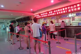 井然有序！海口市人民医院恢复正常诊疗服务第一天图片
