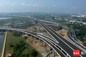海南推进省重点公路项目建设 确保5个项目在年内顺利建成通车图片