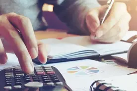 离职当月入职新单位，社保哪家缴？图片
