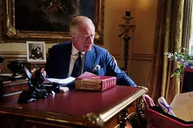 英国公布查尔斯三世标志，并将推出印有其头像的货币和邮票图片