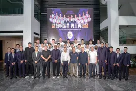 北控男篮出征新赛季CBA 马布里：球队坚定完成晋级季后赛目标图片