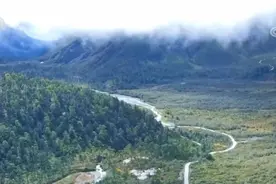 “高原孤岛”有了环线公路 西藏墨脱县第二条公路派墨公路主体建成图片