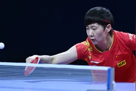 王曼昱首轮出局，被法国华裔老将袁嘉楠淘汰图片