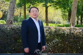 读报告·共赴美好新生活丨秀山县县长马文森：推动高质量发展和现代化建设取得新的更大成绩图片