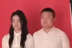 男子穿“露脐衫”拍结婚登记照逗笑网友，当事人：确实该减肥了图片