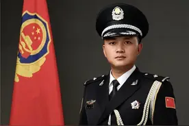 “徒步追摩托”！昆明这位刑警小哥哥也太帅了图片