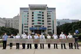 @高明物业服务企业：规范诚信经营，做好小区“管家”图片