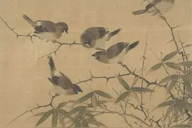 在秋夜：每个人都在只身行走，很快就不见了踪影丨周末读诗图片