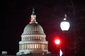 美国中期选举倒计时：恐怖气息弥漫美国，选民被恐吓、骚扰图片