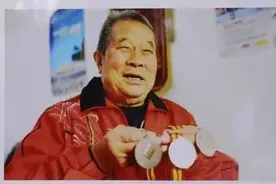 “中国马拉松第一人”张亮友逝世，弟子称其去世前一个月还在跑步图片