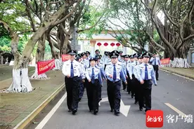 《闪亮的你》特别访谈节目追忆陈旭同志图片