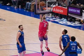 篮球——NBA常规赛：奇才胜独行侠图片