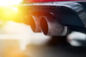 谁盯上了你的三元催化器图片