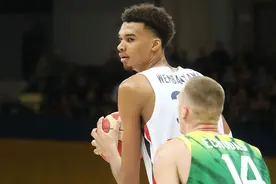 人物 | 文班亚马国家队完美首秀 NBA状元稳了图片