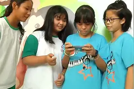 两岸“暗号”对上了？台湾小学生爱唱《孤勇者》图片