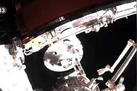 航天新征程 | 一个都不能少！航天员面对面“太空交班”图片