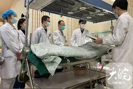 生命奇迹！安徽一名100%特重度烫伤患者康复出院图片