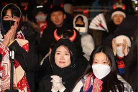 韩国队世界杯16强赛1:4不敌巴西，韩联社：虽败犹荣图片