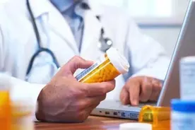 孩子发热多少度要用退热药？一旦感染如何照护？复旦儿科专家一文全解图片