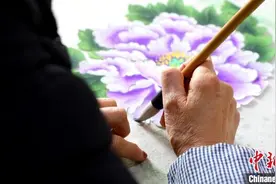 纸上生花 山东菏泽剪纸的“守”与“变”图片