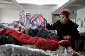 拒绝申请破产，92岁奶奶用10年还清2077万…图片
