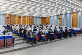 河南省第二届清廉学校建设论坛暨高校廉政研究机构负责人联席会议举办图片