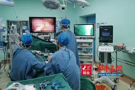 事发胶州：货车司机追尾致脾破裂 腔镜切脾保平安图片