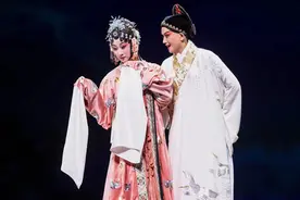 全本昆曲《牡丹亭》首演，“这是关于觉醒与反叛的故事”图片