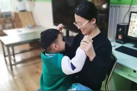 潍坊市奎文区樱园幼儿园身边的好老师：定格温暖瞬间（二）图片