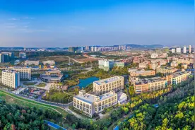 光谷企业家日丨一批顶尖医生来光谷创业，助力医疗器械产业迈向世界级图片