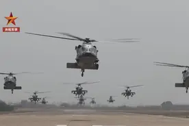 100秒直击空军空降兵超燃演训图片