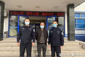 男子骗来熟人的二手面包车，转手就卖给三家骗钱图片