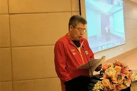 新任国乒总教练李隼也是个“不懂球的大爷”？图片
