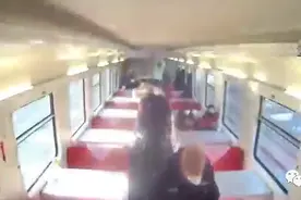 穿着“警服”去相亲，见了乘警心很虚图片