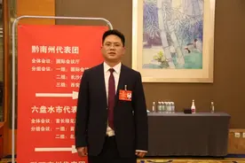 刘强：加快推进新型城镇化建设图片