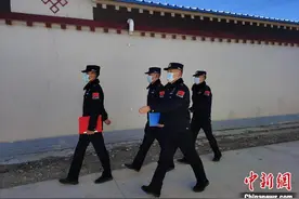 (新春走基层）新春，移民管理警察镌刻在雪域高原边境上的忠诚与坚守图片