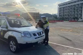 守护平安春运，他今年春节不回家图片