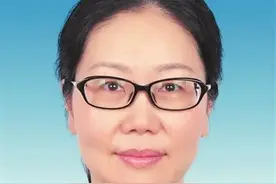 “70”后的她，拟任正厅图片