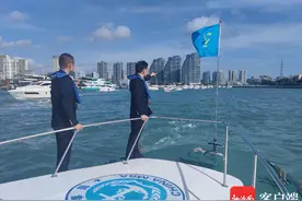 春节假期三亚邮轮、游艇和旅游客船火热 海事部门加强安全保障图片