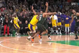 湖人队记：NBA最后两分钟裁判报告将迎来一场屠杀图片