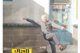72岁老父亲坚持每日习武，“身体硬朗 很少生病”图片